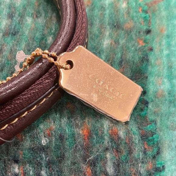 Coach Dark Brown Leather Tote With Red Interior. - Picture 5 of 5